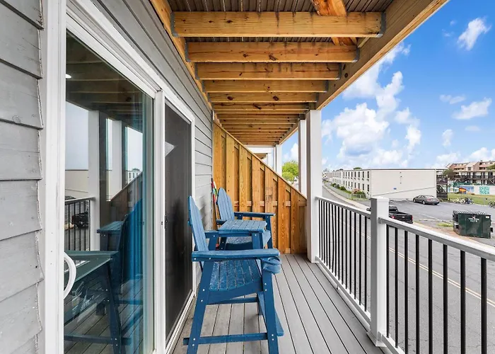 Breezy Point 202 Holiday home *