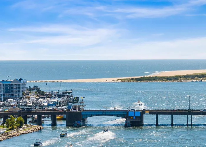 Breezy Point 202 *